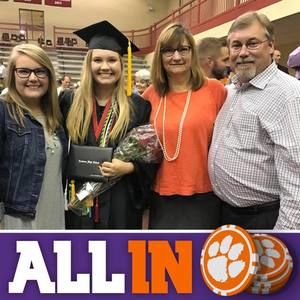 Meet your Posher, Rene